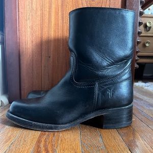 Frye boots size 10 womens